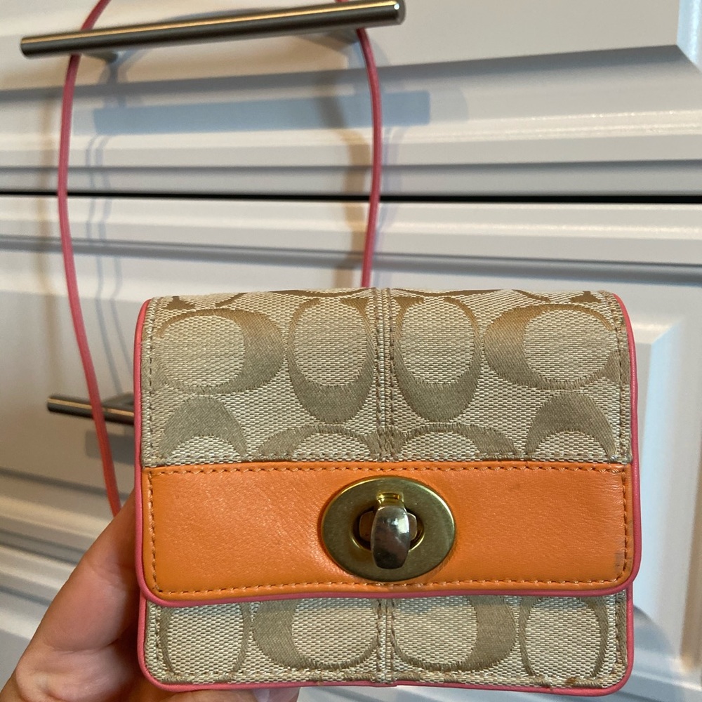 Coach mini crossbody purse - authentic